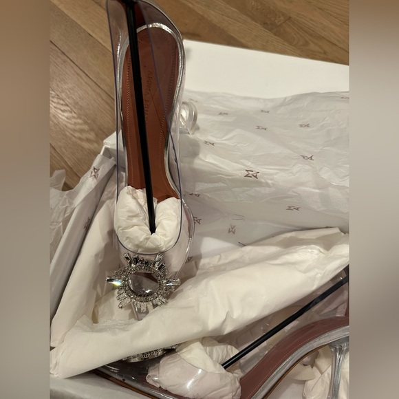 Amina Muaddi - Picture 5 of 6